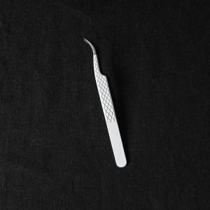 Eyelash Tweezers-Fiber Tip Curved